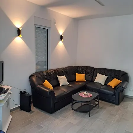 Nyaraló Vikendica River Drina - Mali Zvornik-velika Reka