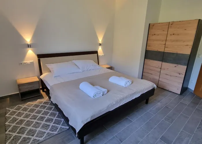 Vikendica River Drina - Mali Zvornik-velika Reka Tatil Evi